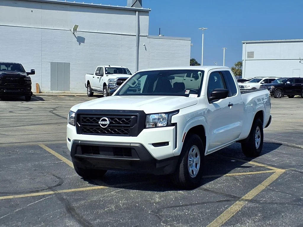 Used 2024 Nissan Frontier S with VIN 1N6ED1CL4RN607828 for sale in Kansas City