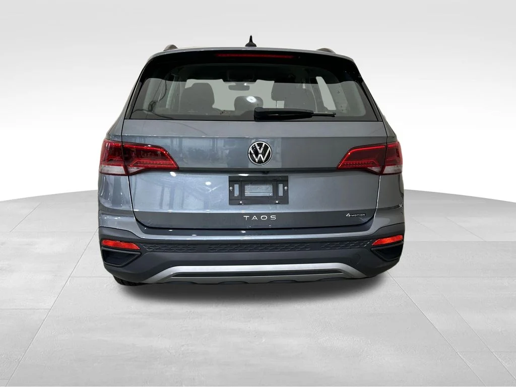 Used 2023 Gray Volkswagen 1.5T S image 5