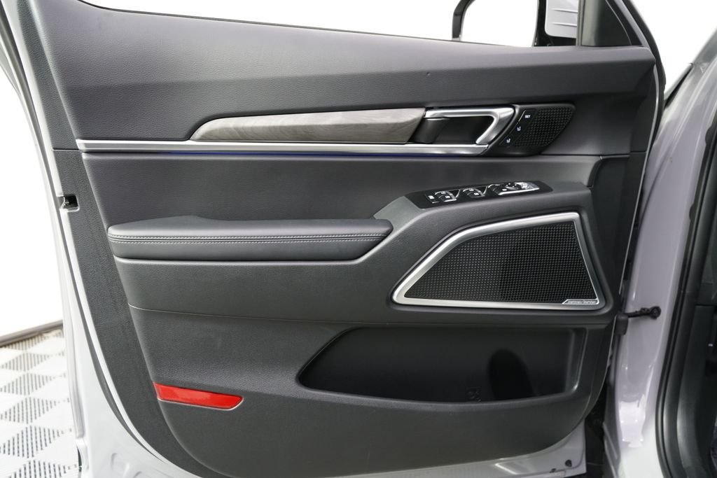 Used 2025 Gray Kia SX X-Line image 15