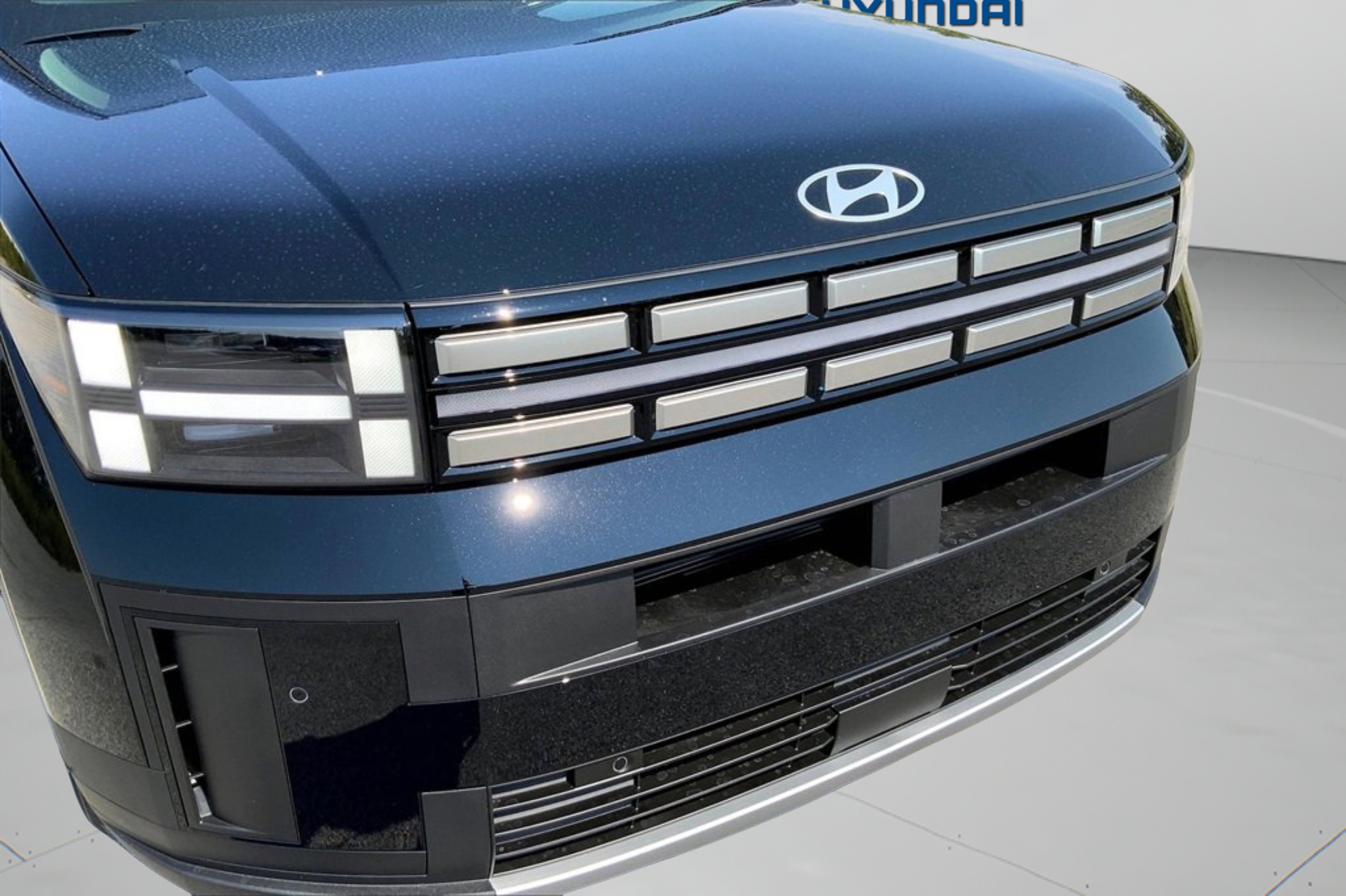 New 2026 Phantom Black Hyundai SE FWD image 21