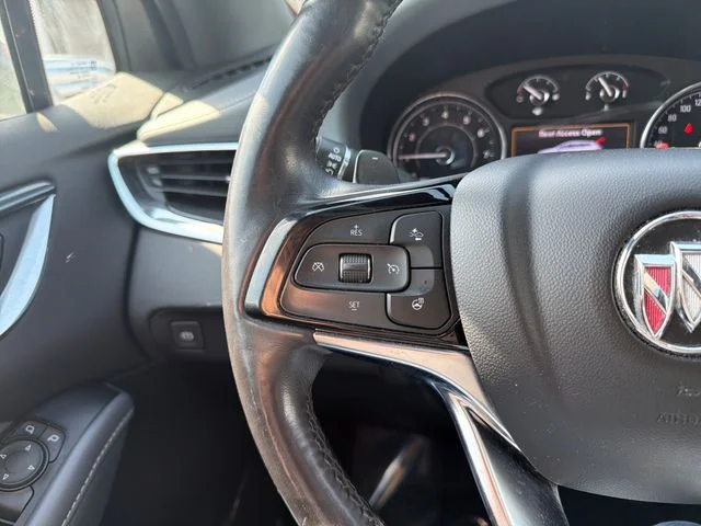Used 2023  Buick Essence image 28