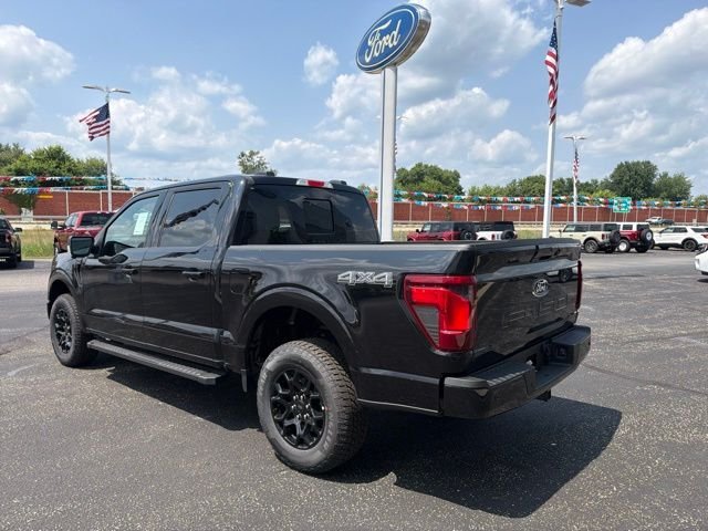 New 2026 Agate Black Metallic Ford XLT image 5