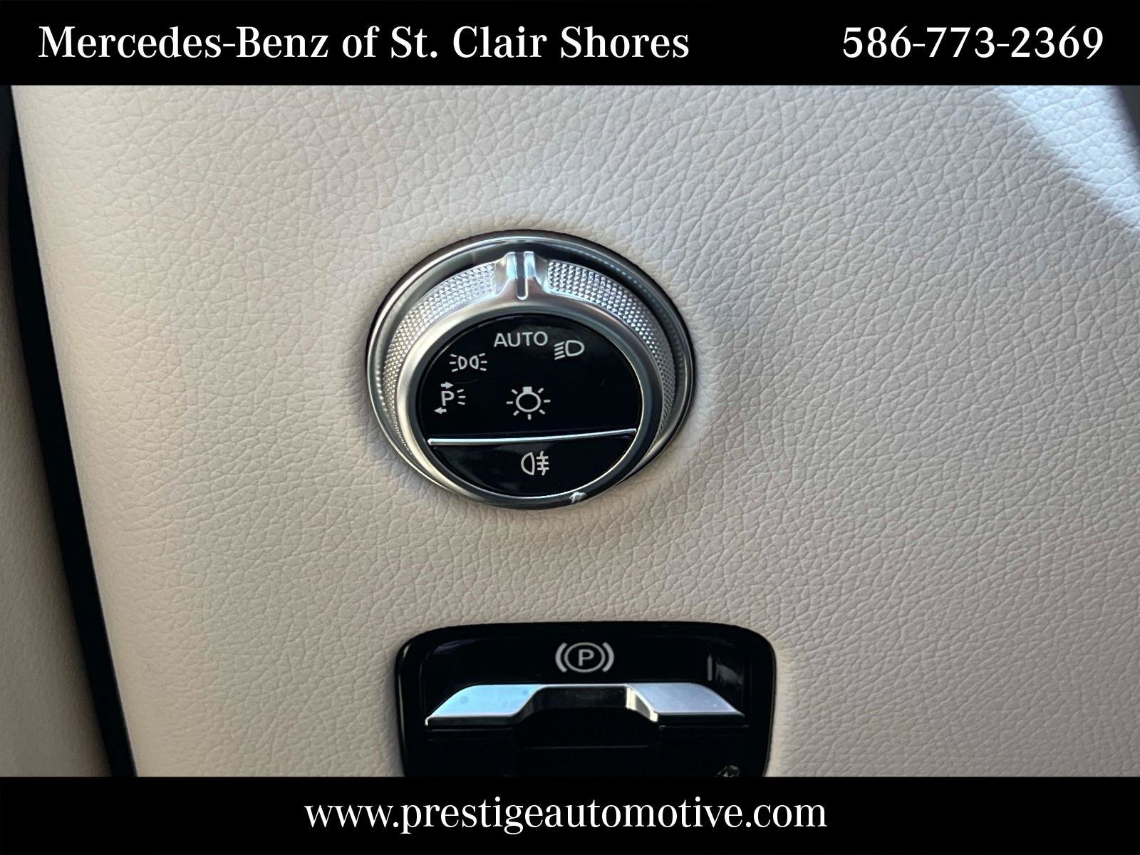 Certified Used 2023 Black Mercedes-Benz GLC 300 image 35