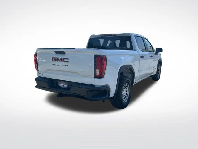 Used 2019 Summit White GMC Base image 5