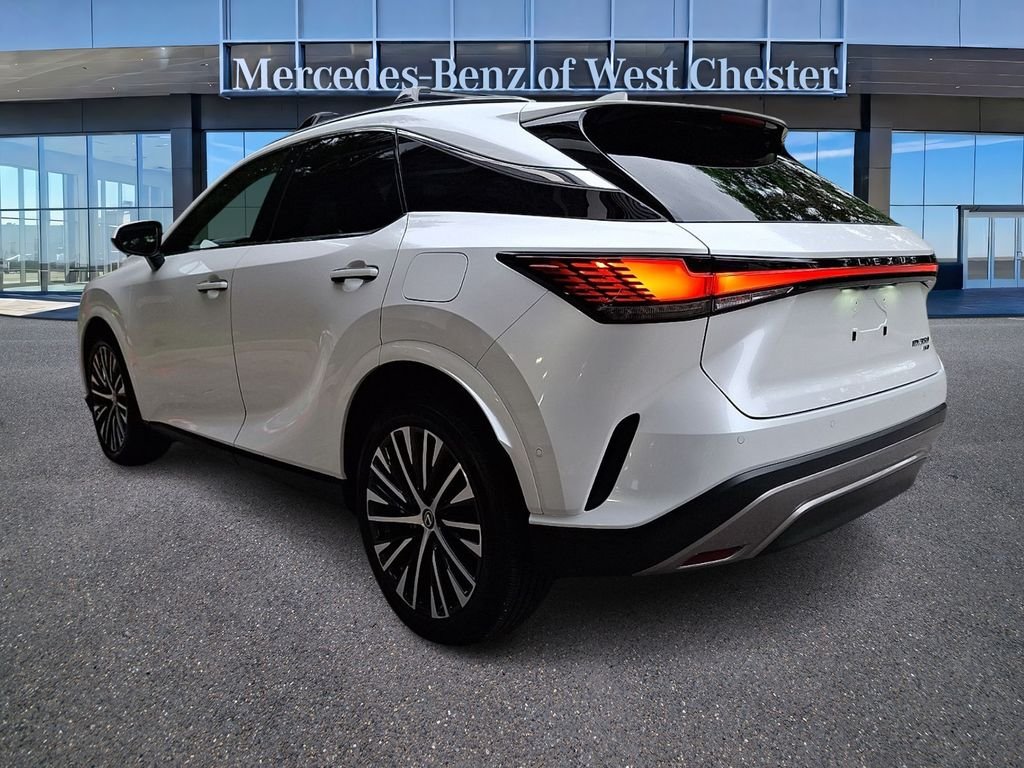 Used 2024 White Lexus 350 Premium Plus image 4