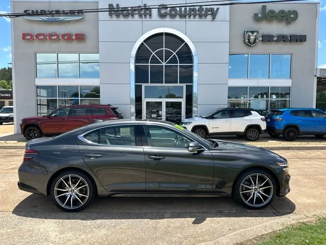 2023 Genesis G70 2.0T Standard AWD's photo