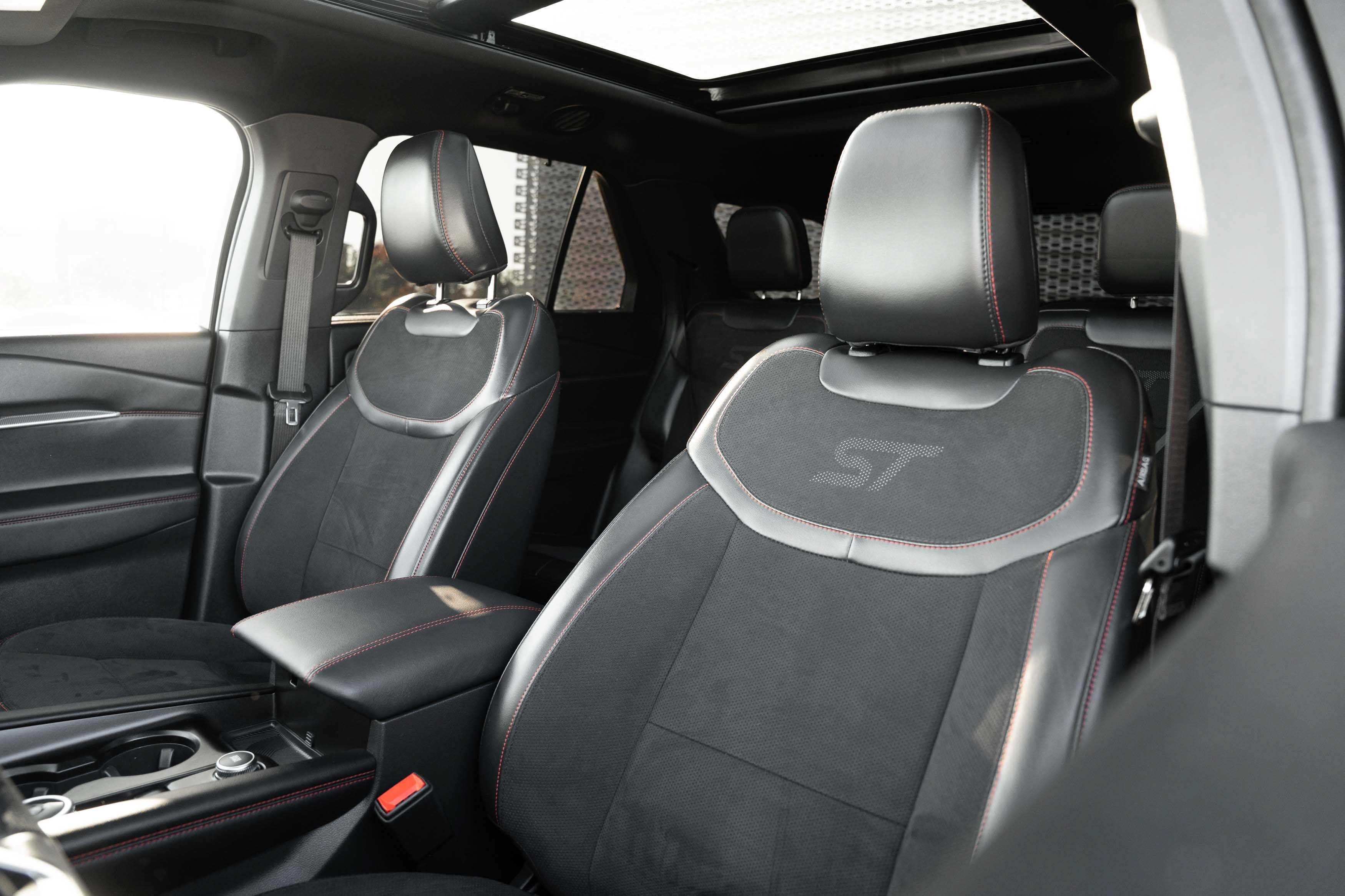 Used 2025 Carbonized Gray Metallic Ford ST image 20