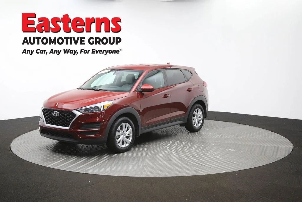 Used 2020 Red Hyundai SE image 55