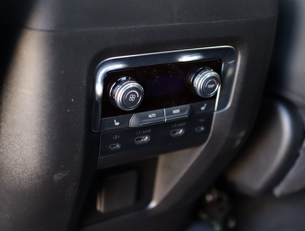 2026 GMC Yukon XL Denali - Photo 33