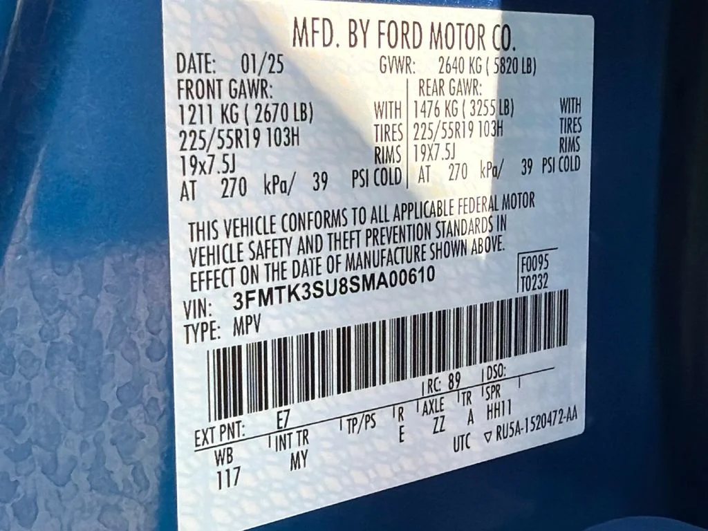 Used 2025 Velocity Blue Metallic Ford Premium image 32