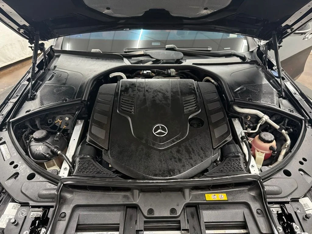 Certified Used 2022 Black Mercedes-Benz S 580 image 34