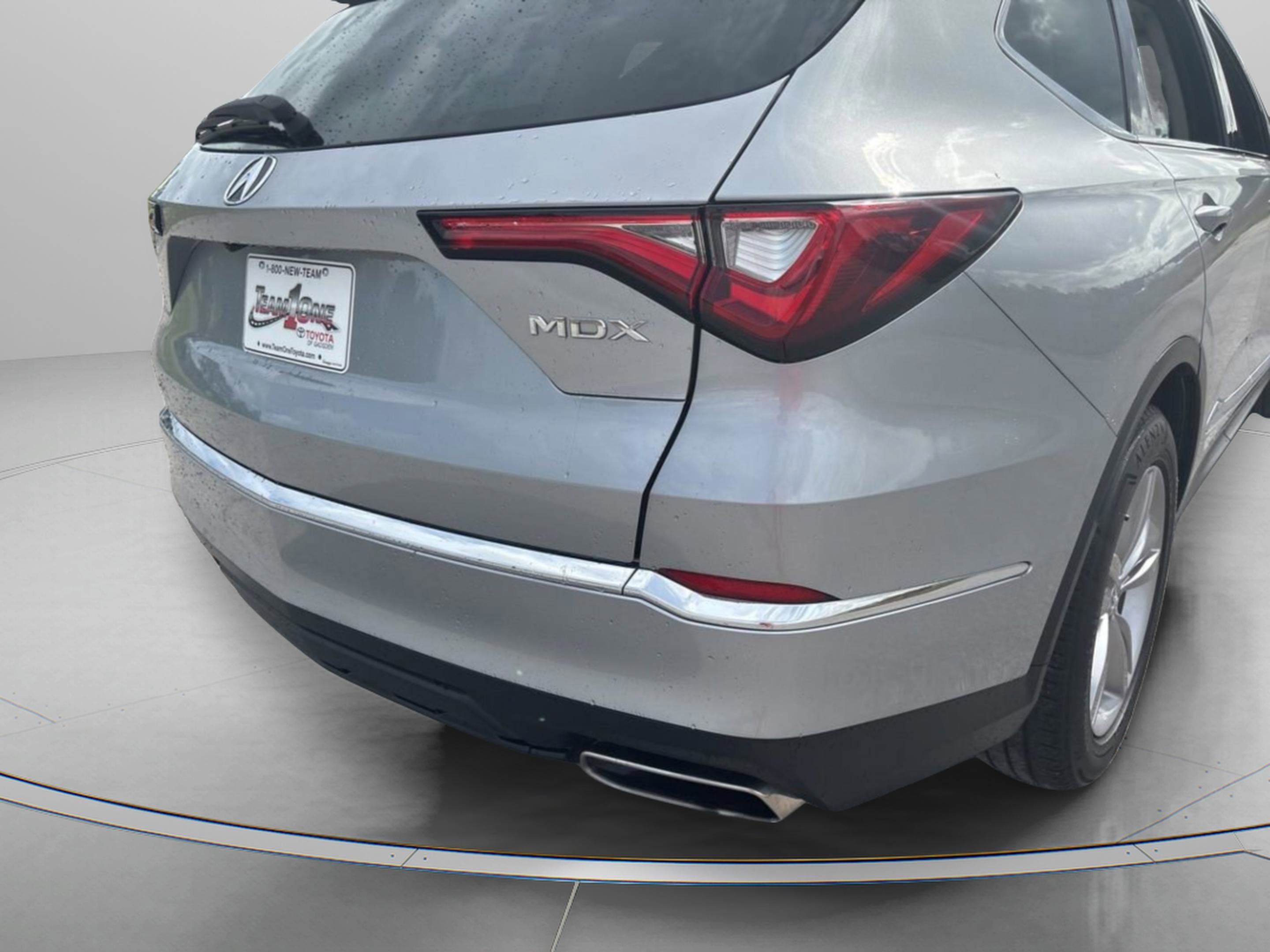 Used 2023 Silver Acura Standard image 9