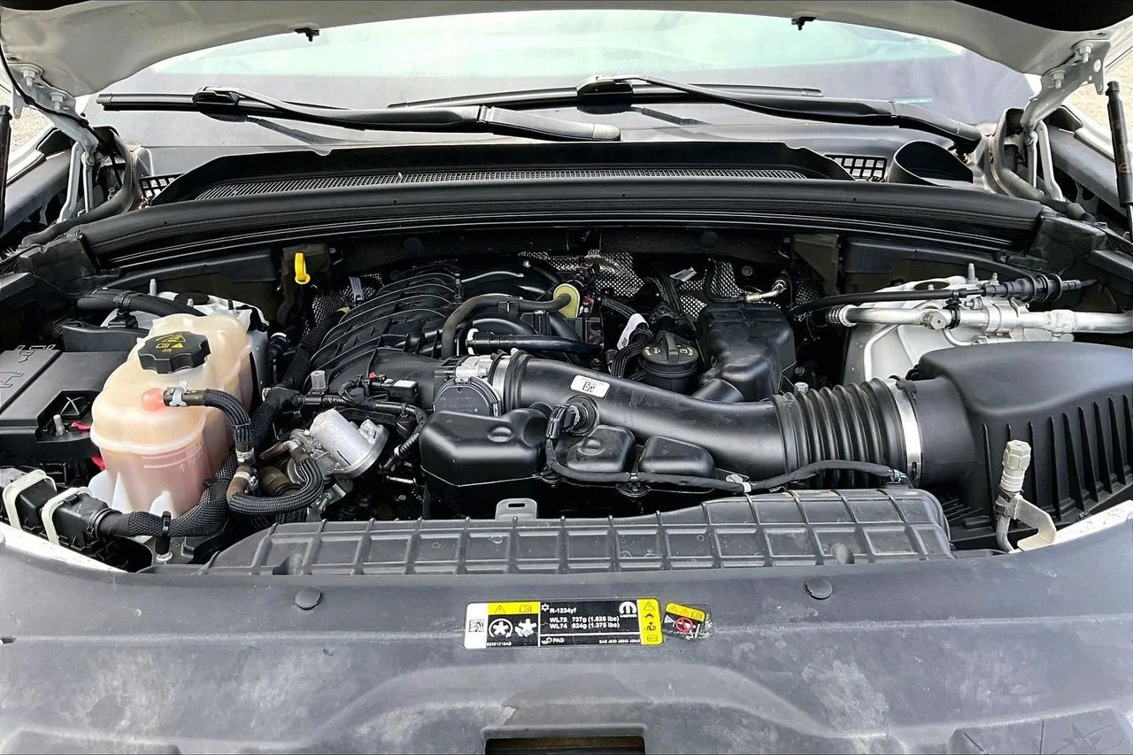 Used 2021 White Jeep Limited image 37