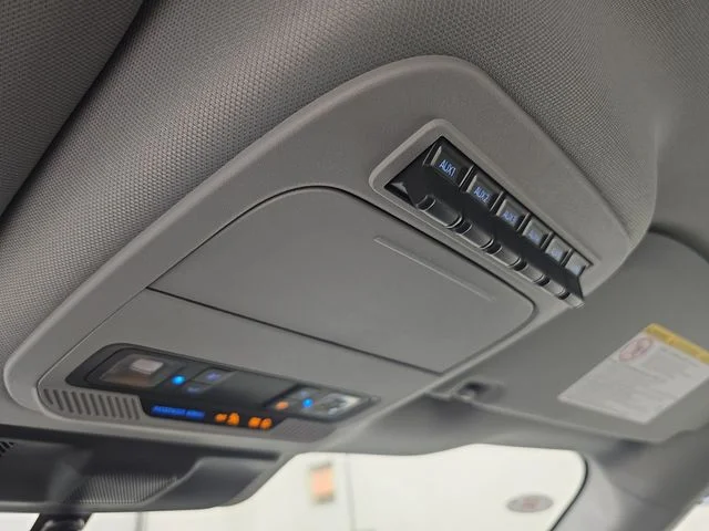 New 2026 Oxford White Ford F-250® XL image 26
