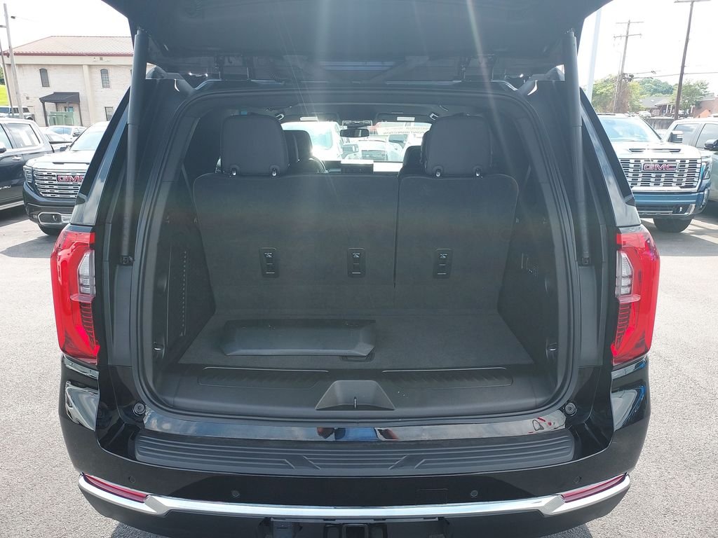 Used 2026 Black GMC Elevation image 9