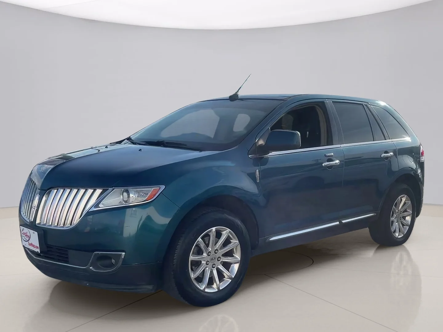 Used 2011 Blue Lincoln AWD image 1