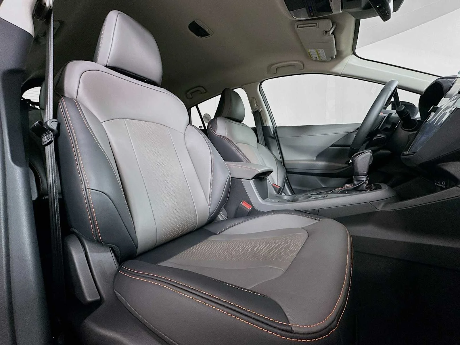 New 2026 MAGNETITE GRAY PEARL Subaru Limited image 24