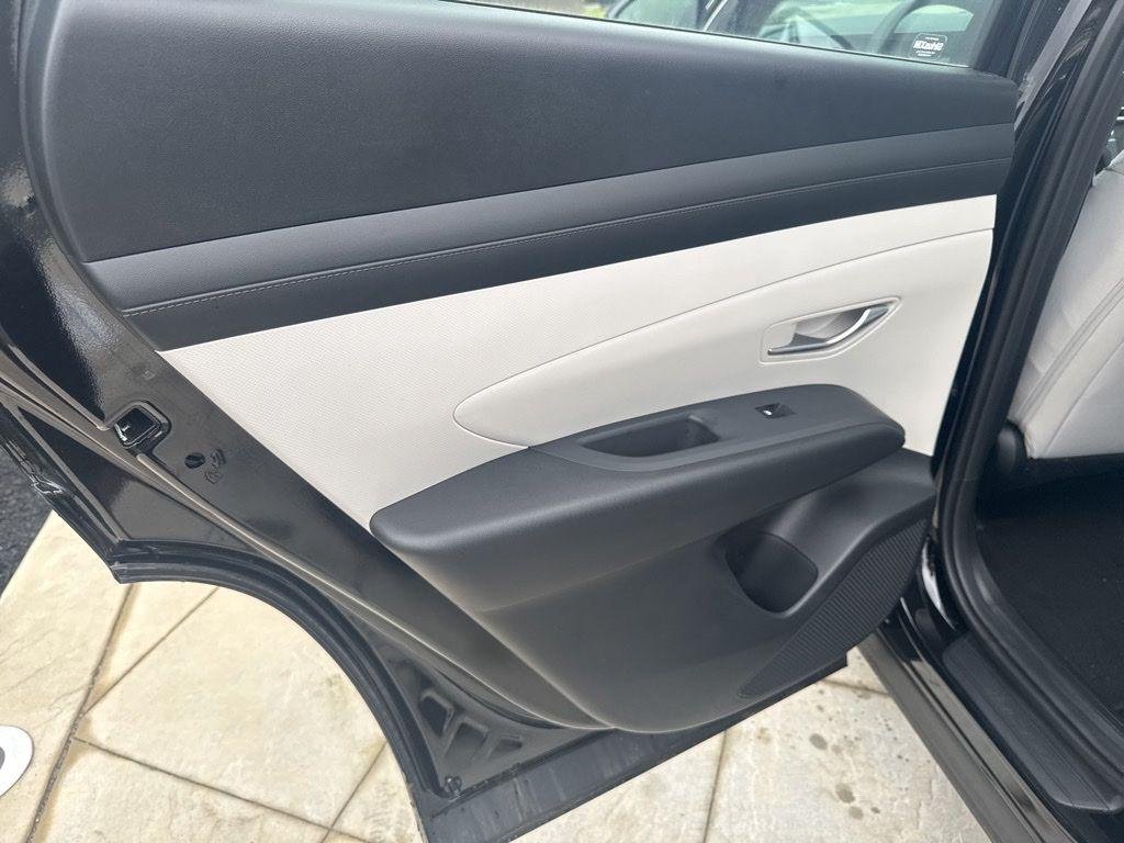 New 2026 Black Hyundai SE AWD image 21