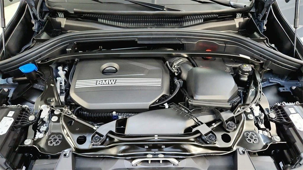 Used 2026 Storm Bay Metallic BMW xDrive28i image 36