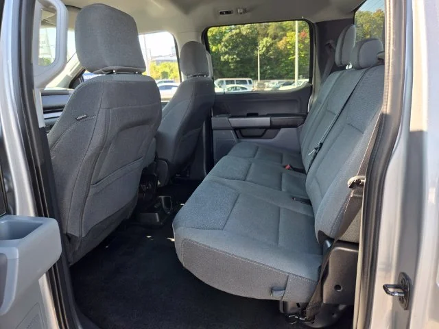 Used 2025 Silver Ford XLT image 11