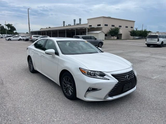 2018 Lexus ES 350 ES 350's photo