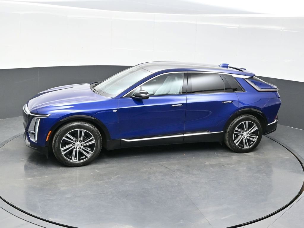 2024 Cadillac LYRIQ Luxury 1 - Photo 29
