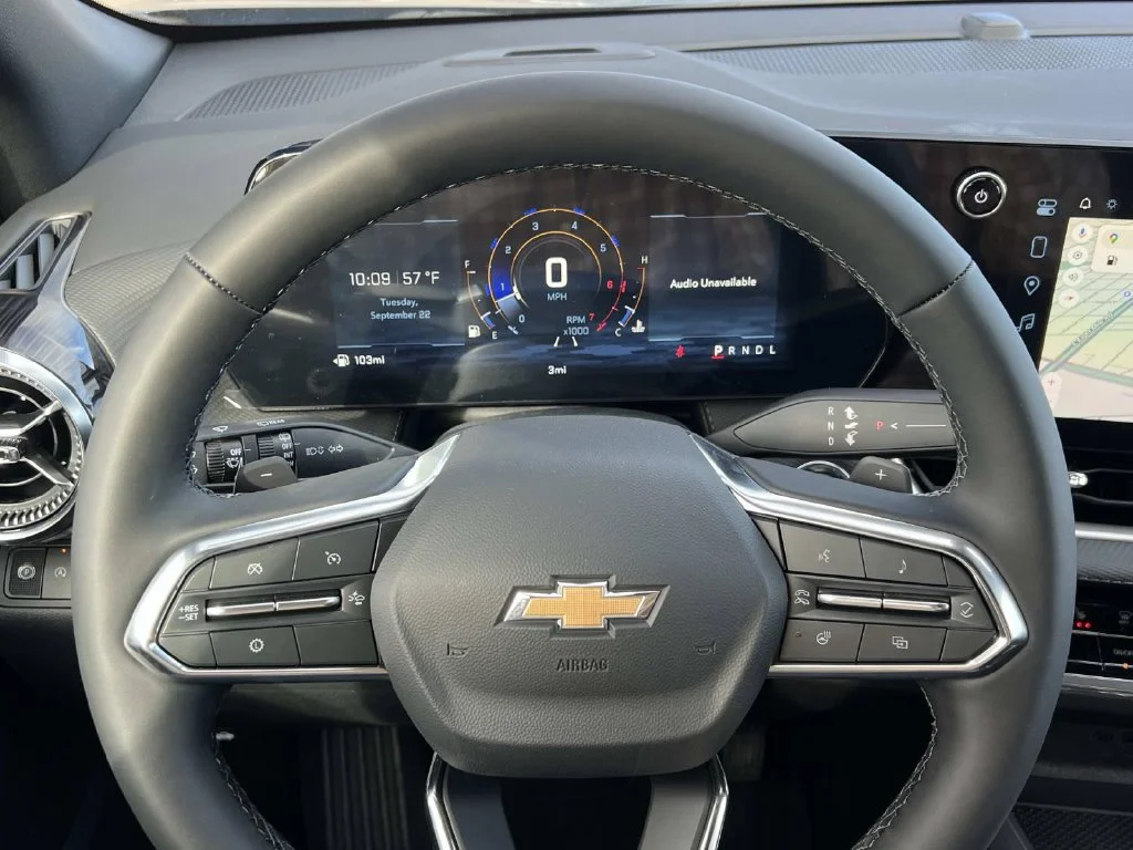 2027 Chevrolet Equinox LT - Photo 15