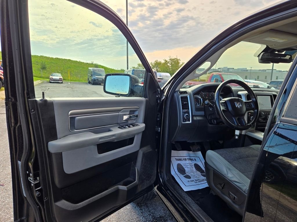 Used 2019 Black Ram Big Horn image 13