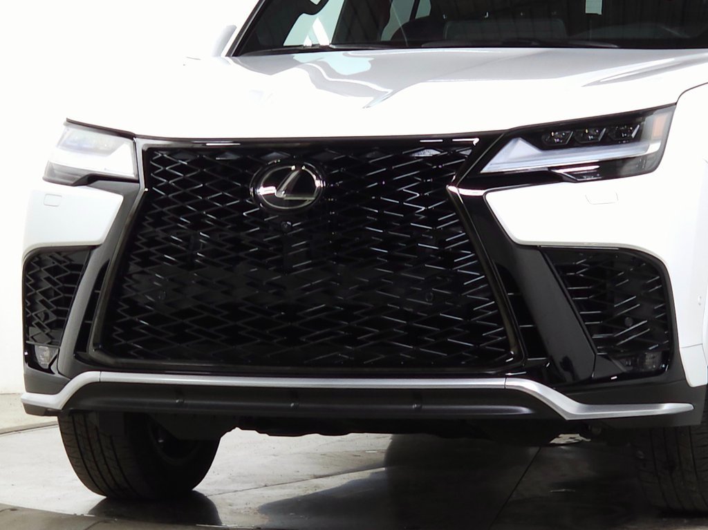 2025 LEXUS LX - Image 13