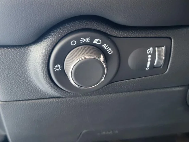 Used 2026 Black Dodge GT HEMI V8 image 28