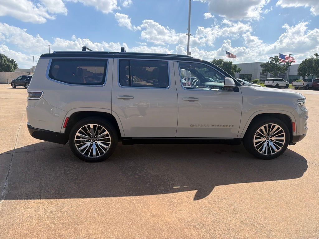 Used 2022 White Jeep Series III image 3
