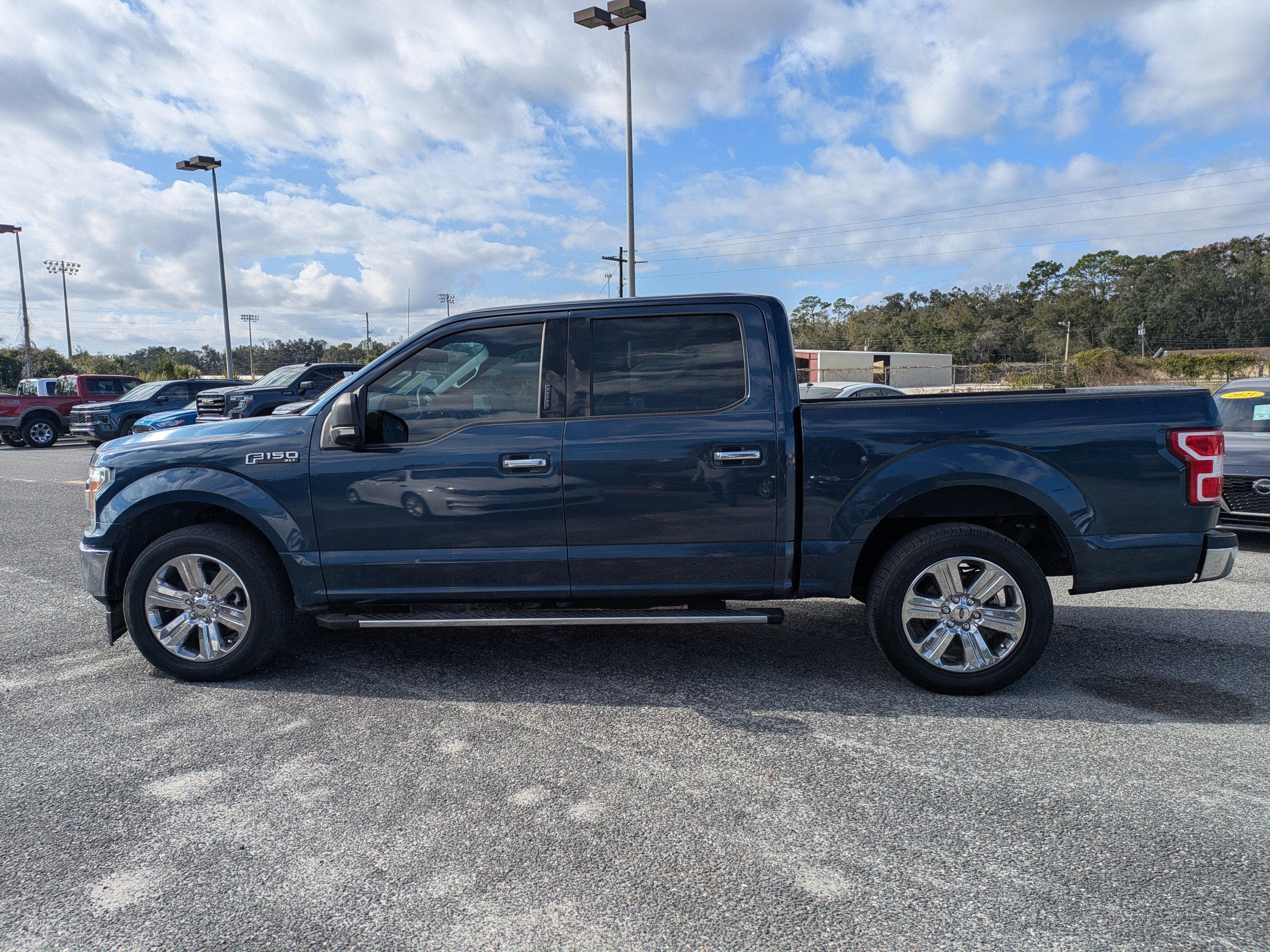 Used 2019 Blue Jeans Metallic Ford XLT image 7