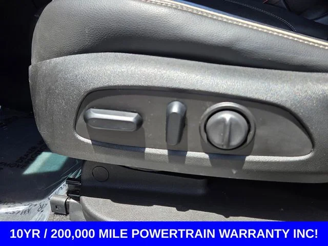 Used 2019 Ebony Twilight Metallic GMC Denali image 10