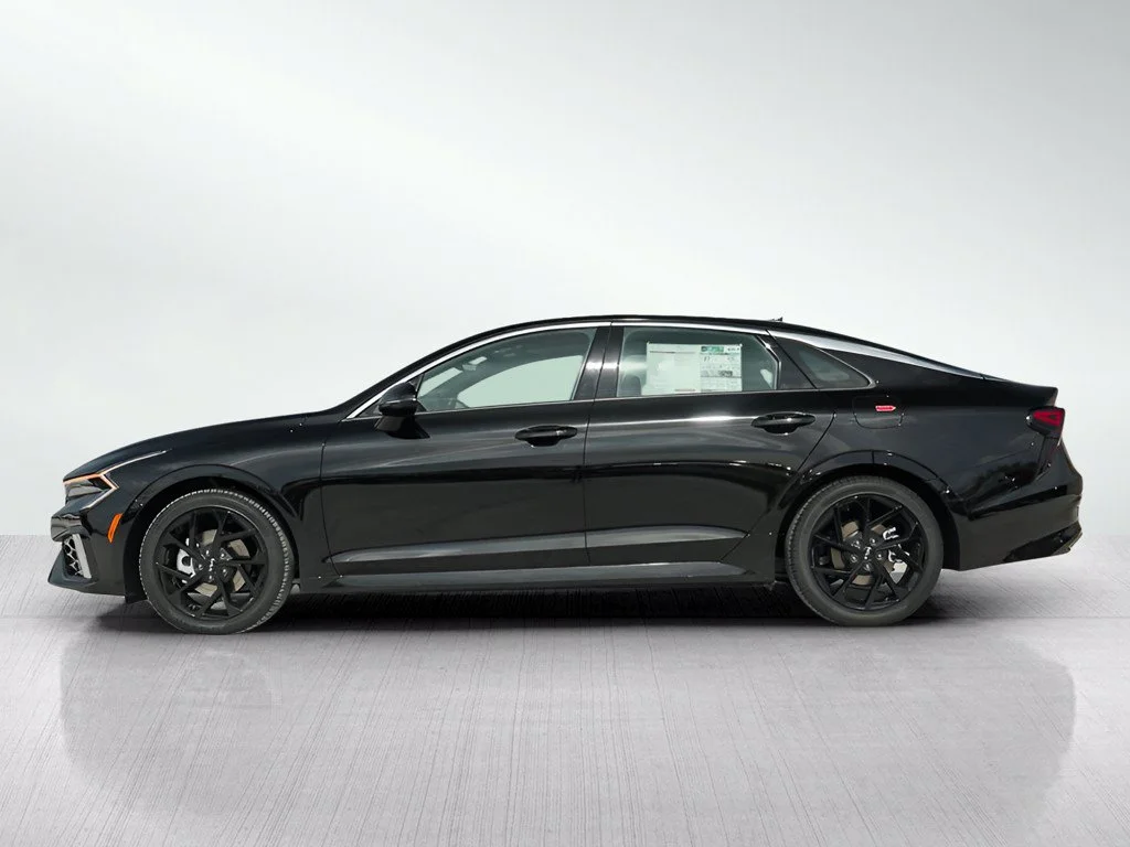 New 2026 Aurora Black Pearl Kia GT-Line AWD image 4