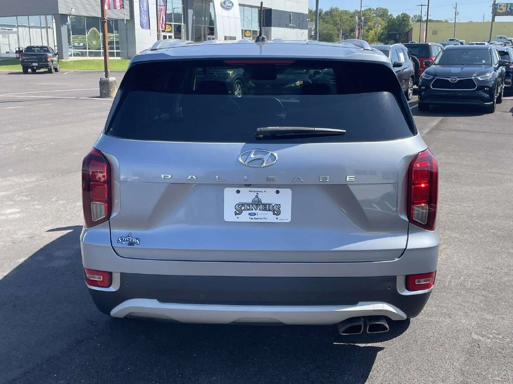 Certified Used 2020 Silver Hyundai SEL image 4