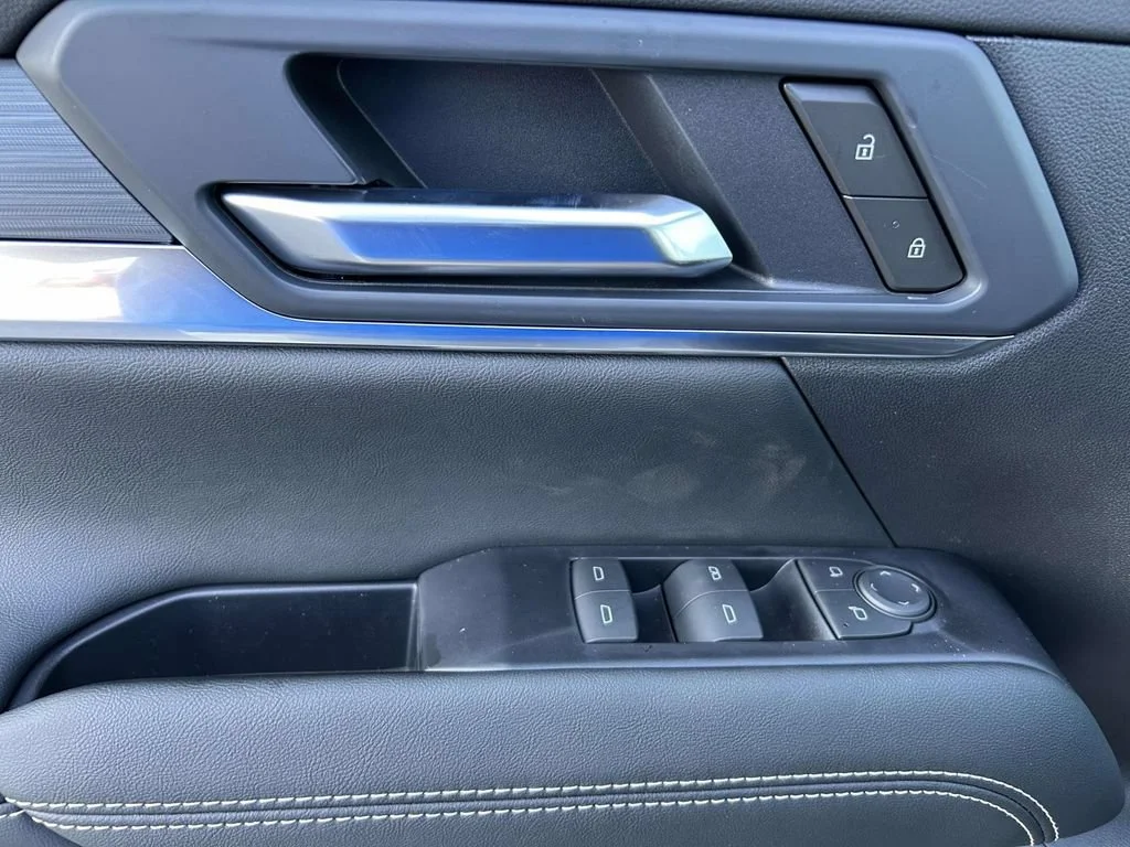 New 2027 Riverstone Metallic GMC Elevation image 15
