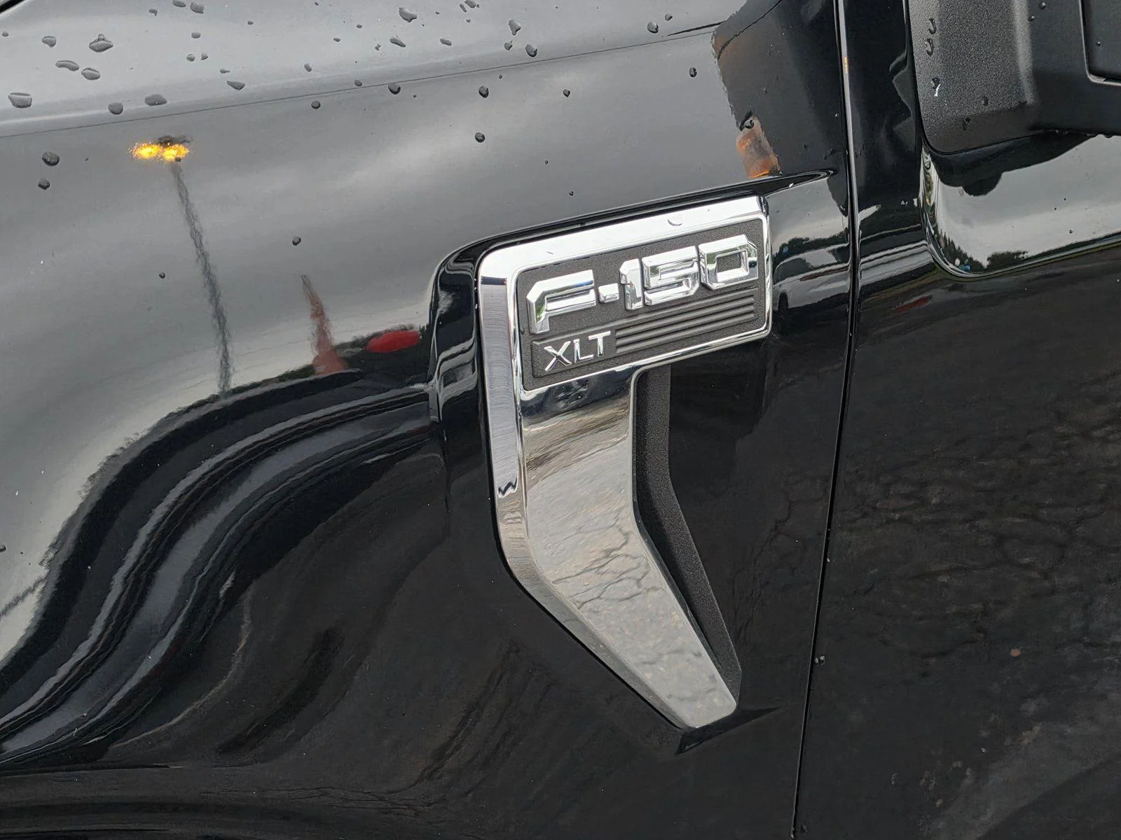 Used 2023 Agate Black Ford XLT image 41