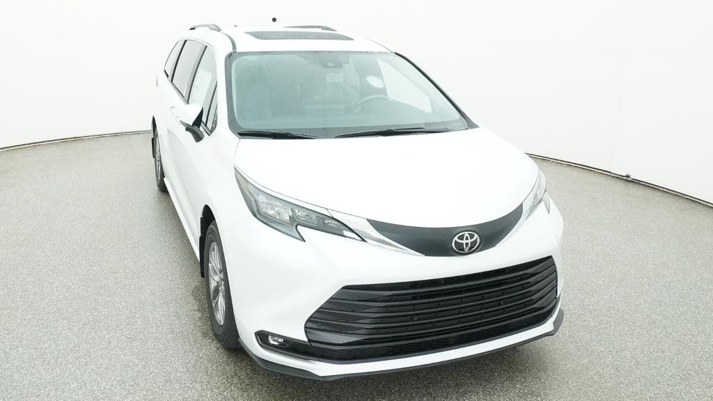 New 2026 Wind Chill Pearl Toyota XLE image 8