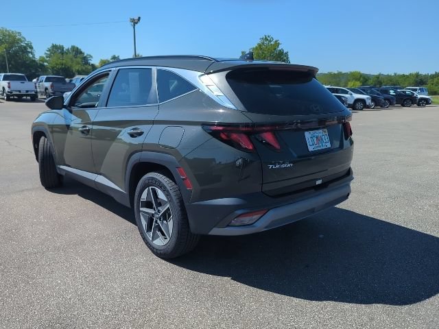 Used 2025  Hyundai SEL image 14