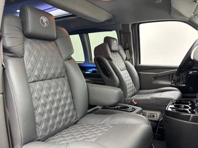 2026 GMC Savana Cargo Work Van - Photo 24