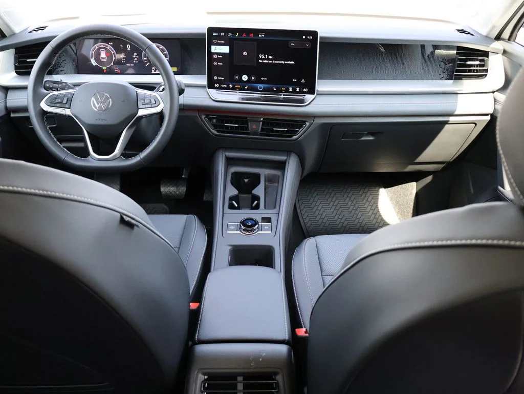 New 2026 White Volkswagen 2.0T SE image 4