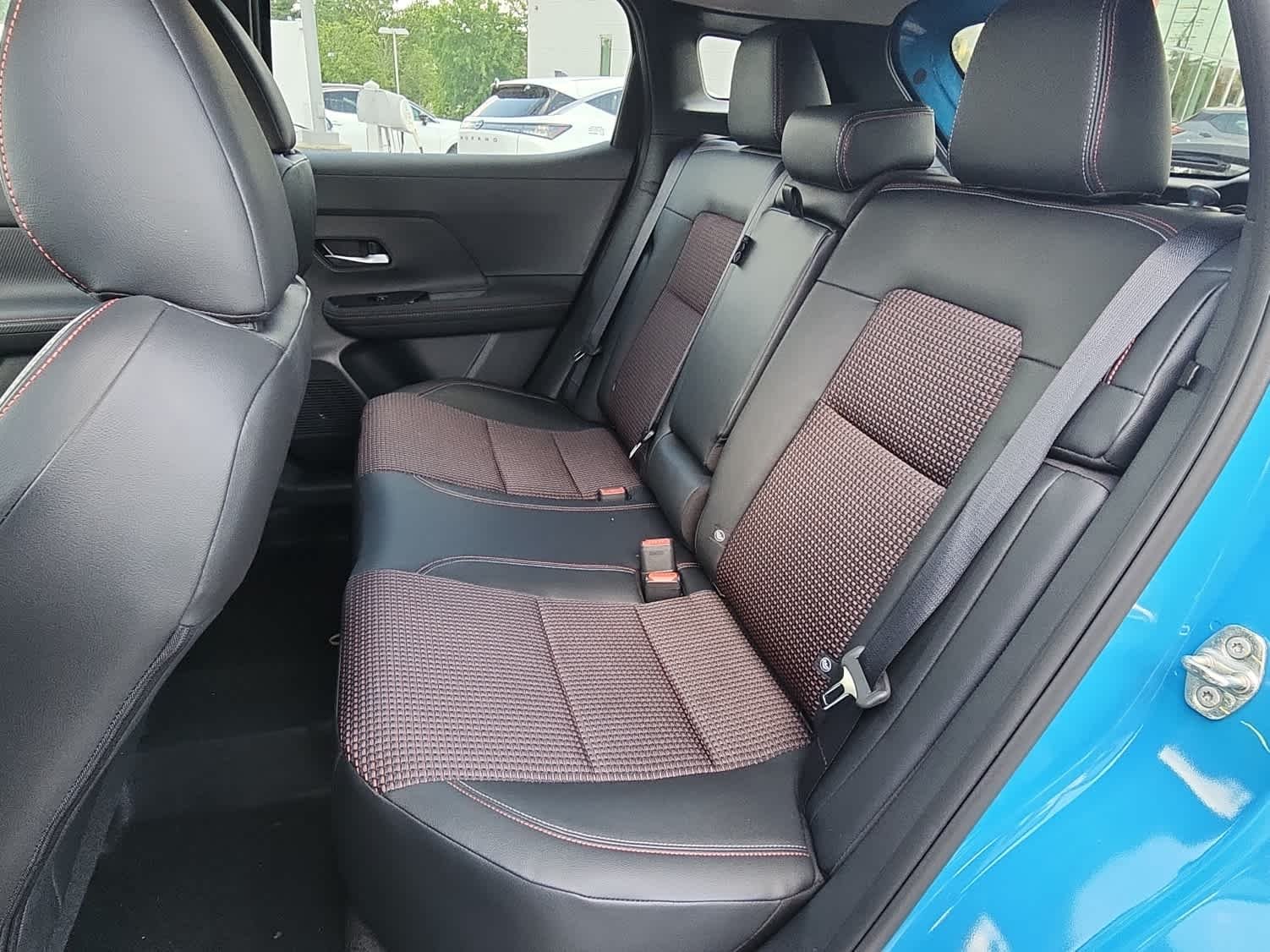 2025 Nissan Kicks SR - Photo 7