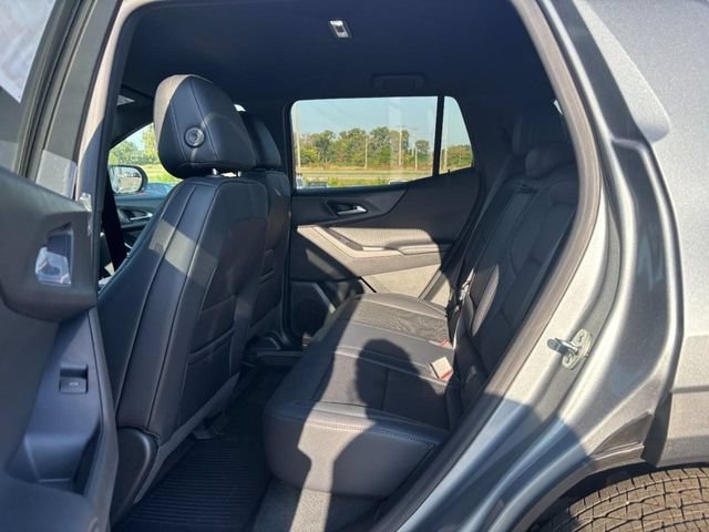 New 2027 Sterling Gray Metallic Chevrolet LT image 5