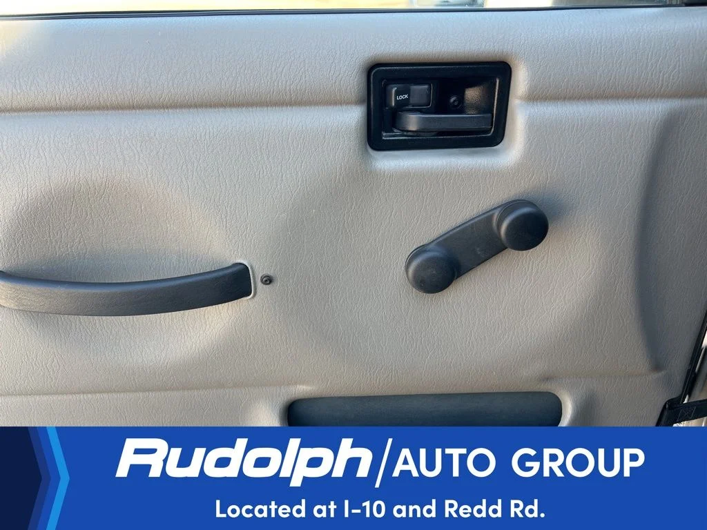 Used 2006 Light Khaki Metallic Jeep Unlimited Rubicon image 15