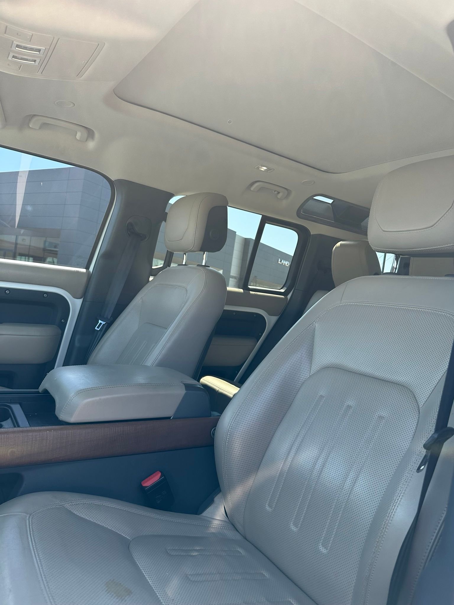 Used 2020 Fuji White Land Rover HSE image 15