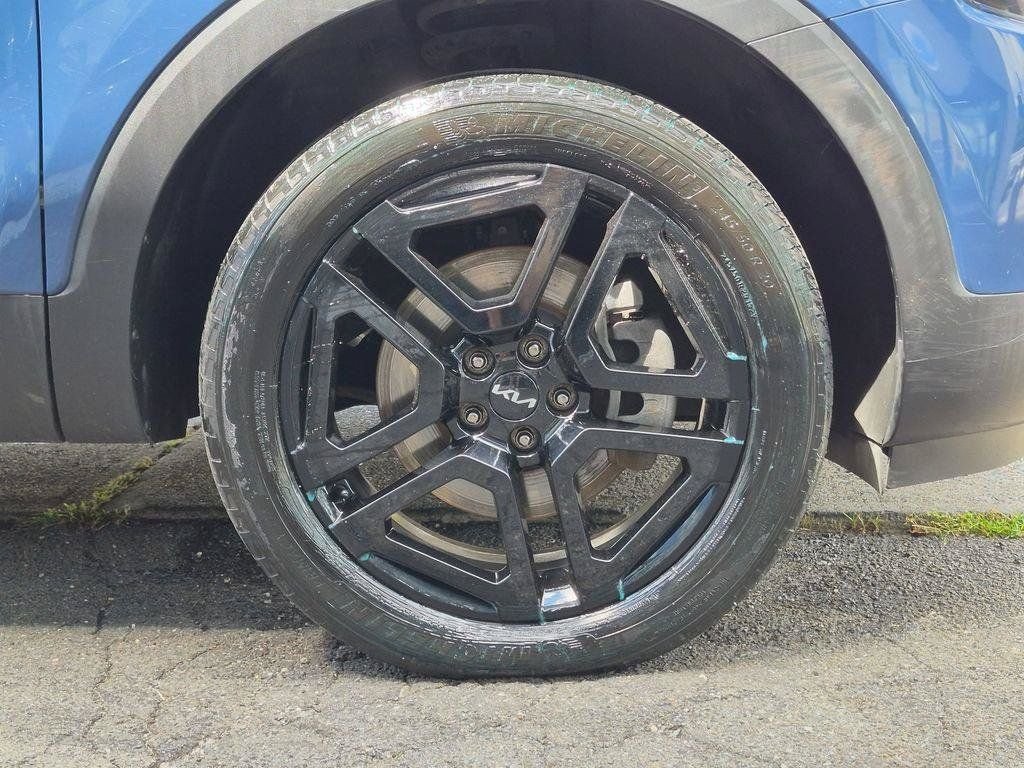 Used 2024 Black Kia SX-Prestige X-Line image 37