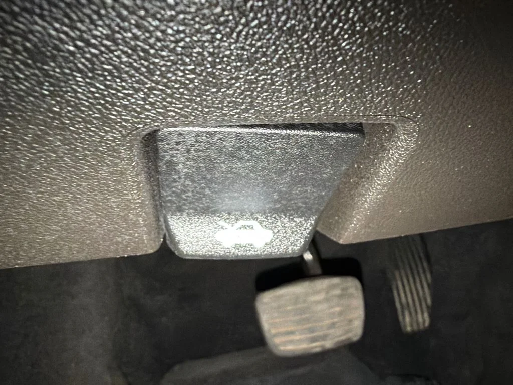 Used 2023 Sand Dune Metallic Chevrolet 4WD ZR2 image 23