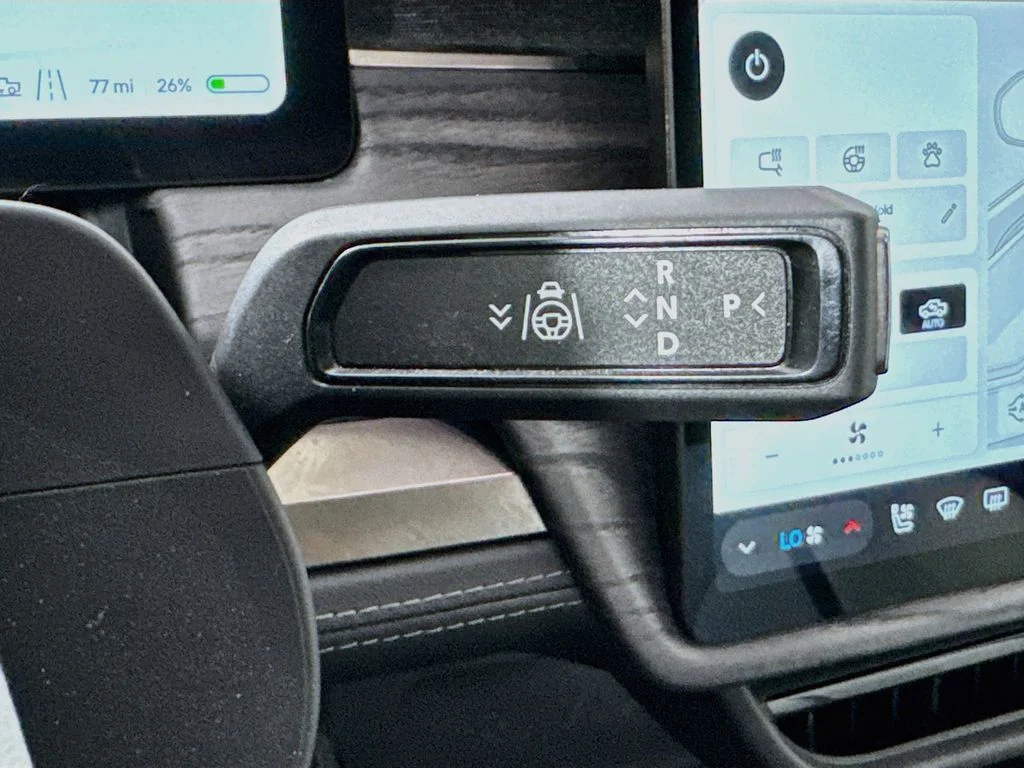 Used 2022 Glacier White Rivian Adventure image 20
