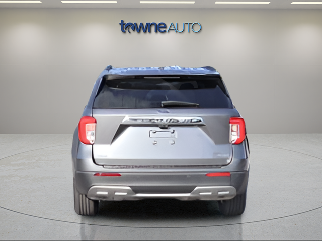 Used 2023 Gray Ford XLT image 6