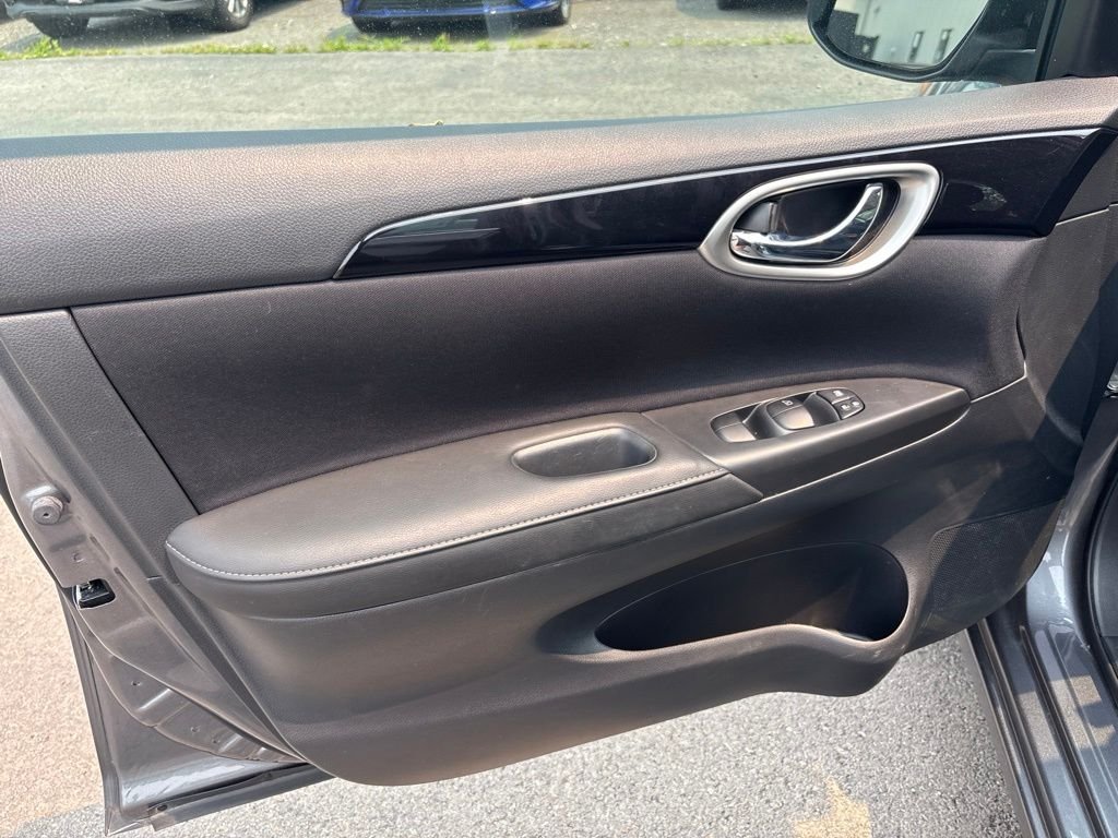 Used 2019 Gray Nissan SV image 18